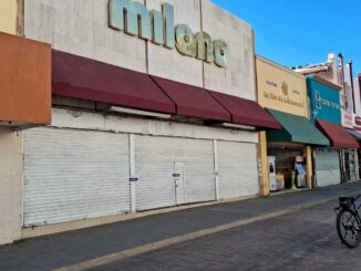 Sofocan bomberos segundo incendio presentado esta mañana en local del Centro