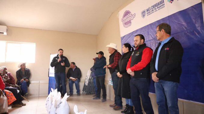 Entregan apoyos alimentarios a comunidades indígenas de Guazapares