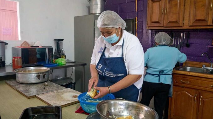 Comedores comunitarios permanecerán cerrados durante los días santos