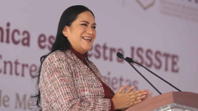 Sheinbaum defiende a titular del Bienestar, Ariadna Montiel