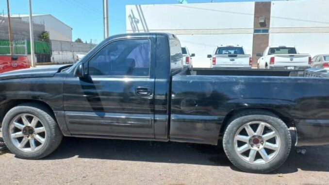 Recupera AEI vehículo robado y asegura otro por alteraciones en las series