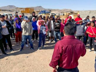 Entrega Asentamientos Humanos cartas de asignación en La Conquista