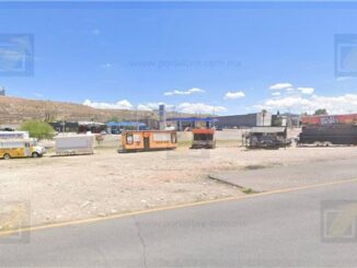 Avanza retiro de puestos ambulantes en zona Reliz conforme a lo notificado