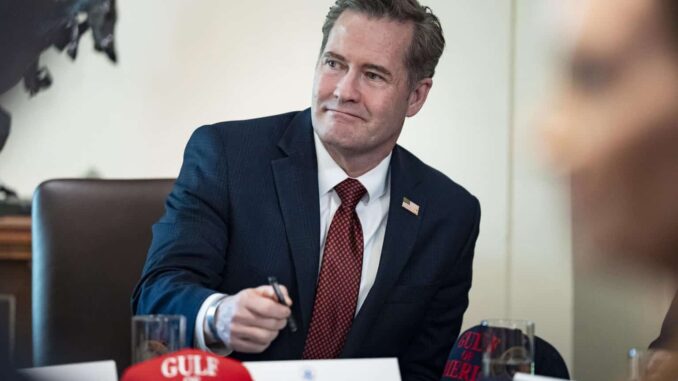 Trump destituye a su consejero de Seguridad Nacional tras el escándalo del ‘Signalgate’