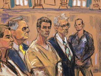 Defensa de Mangione denuncia imputación simultánea y pide retirar cargos de terrorismo