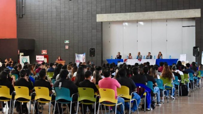 Participan FGE, FEM, AEI, CEJUM y CEAVE en ‘Conversatorio de Prevención de la Violencia Escolar’