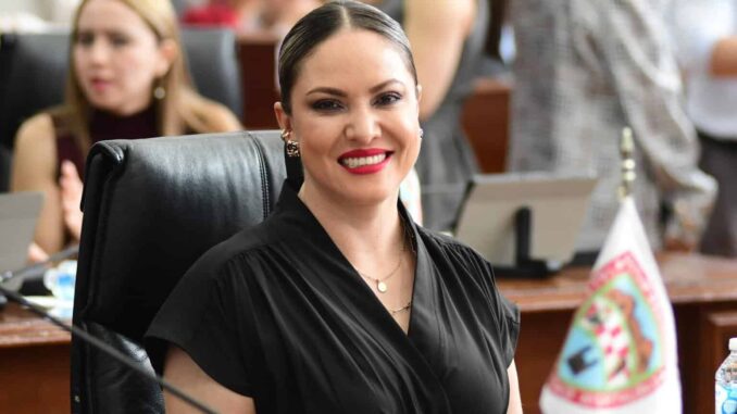 Destaca Yesenia Reyes avances en gestión para el Hospital de NCG