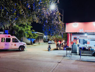 Matan a dos policías en Mazatlán mientras cenaban en taquería