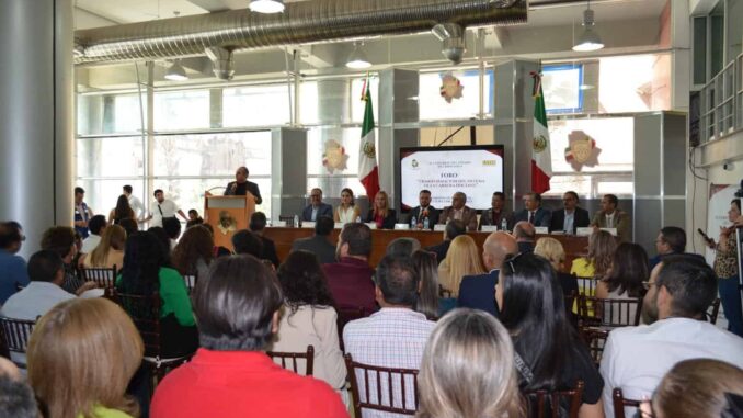 Abre Congreso sus puertas a docentes con el Foro Transformación del Sistema de la Carrera Docente