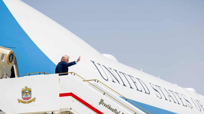 El Supremo mantiene veto que impide a Trump usar ley de guerra para deportar a venezolanos