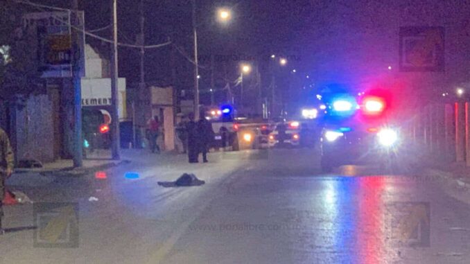 Sujeto roba vehículo, provoca persecución y atropella a adulto mayor en la avenida Venceremos