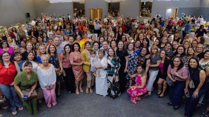 Sostiene Marco Bonilla reunión con mujeres de asociaciones civiles y religiosas