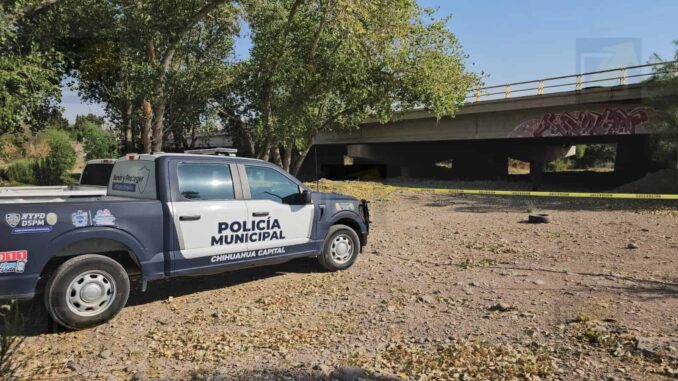 Hallan restos humanos en el río Chuvíscar, bajo el puente Guadalupe