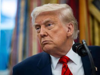 Corte en EE.UU. bloquea política arancelaria de Trump por excederse en poderes