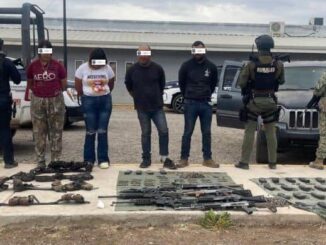 Caen dos hombres y 2 mujeres tras tiroteo en Madera; aseguran un bebé, arsenal y vehículo