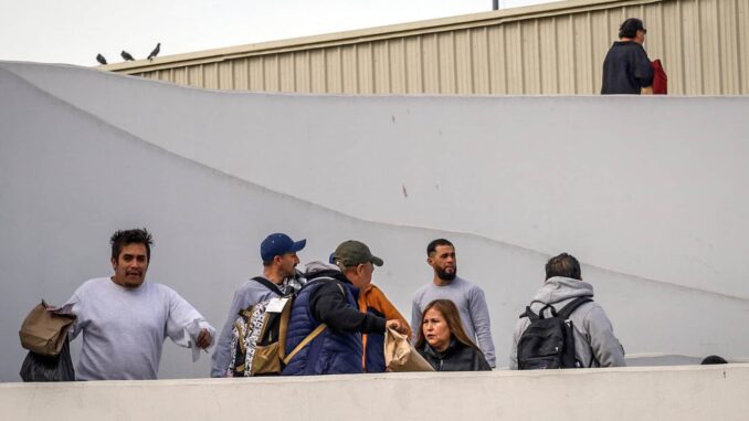 Embajada de EE.UU. en México promueve la autodeportación de migrantes