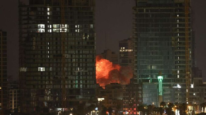 SRE evacúa a 136 mexicanos de zona de conflicto en Medio Oriente