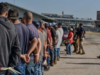 Suman mil 154 mexicanos detenidos en 111 operativos del ICE en EE.UU.: SRE