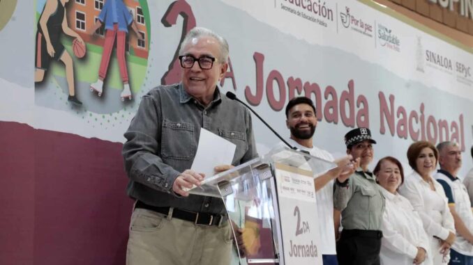 ”Hay que decirle un no rotundo a las adicciones y luchar por la paz”: Rubén Rocha