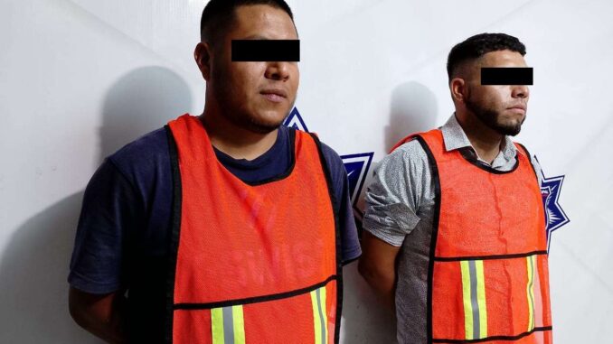 Arrestan a 3 en vehículos con reporte de robo en distintos hechos