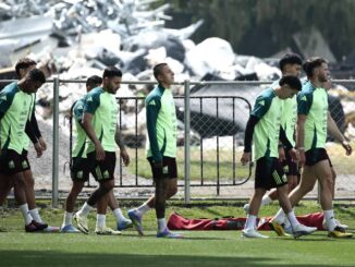 La Selección Mexicana llega en silencio a Los Ángeles, lista para defender el título