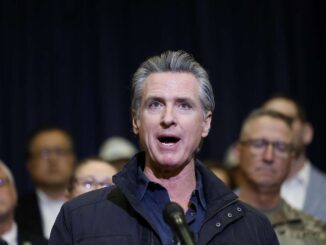 Zar de la frontera amenaza con detener al gobernador de California y la alcaldesa de Los Ángeles