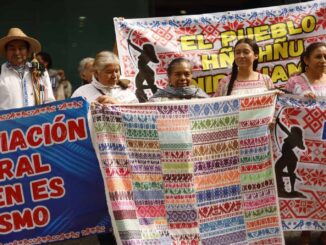 Indígenas exigen disculpas públicas por «apropiación indebida» de artesanías