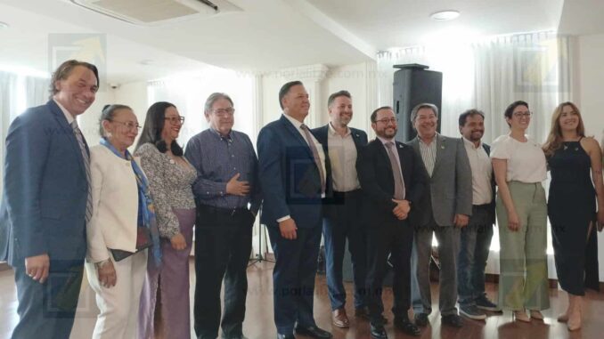 Toma protesta Juan Carlos Astorga como nuevo titular del Agrocluster de Canacintra