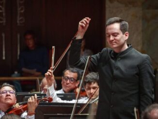 El director de orquesta Iván López Reynoso se presentará en México, EE.UU. y Europa