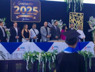 Apadrina alcalde Bonilla generación de ESFER Salesianos; los invitó a esforzarse por su futuro