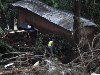 Sheinbaum lamenta muertes tras inundaciones en Texas; SRE atendió a 30 mexicanos afectados