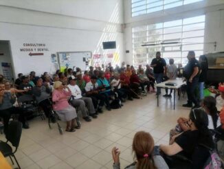 Imparten plática sobre uso adecuado de números de emergencia