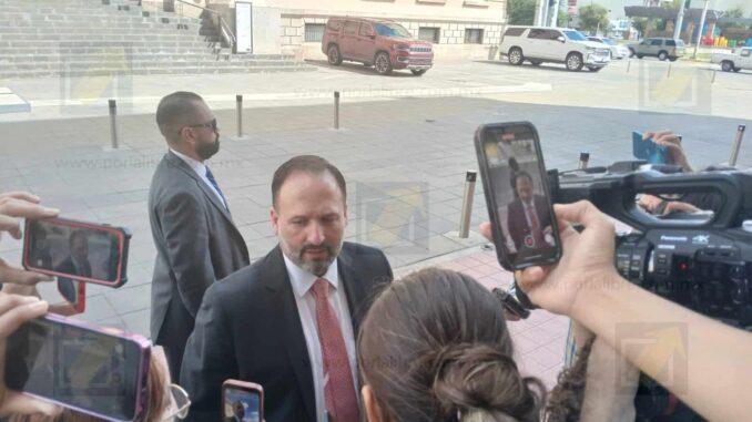 «Corral culpa a terceros de sus errores para deslindarse» De la Peña