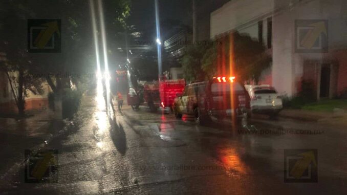 Rescatan a conductores de medio de la corriente de arroyos y activaron rastreo de persona arrastrada en el Chuvíscar