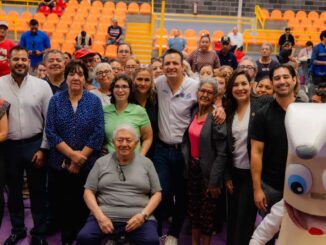 Entrega alcalde Bonilla aparatos auditivos del programa «Todo Oídos» 2025