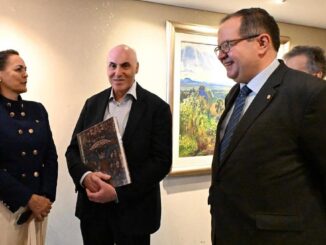 Premio Nobel de Medicina comparte conocimientos en la UNAM