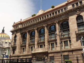 Banxico recorta la tasa de interés a 8%