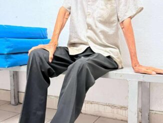 Solicitan apoyo para localizar a familia de hombre extraviado