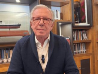 Trump también bombardea a México