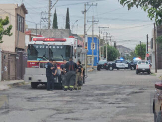 Fuga de gas natural moviliza a cuerpos de emergencia en la colonia Abraham González