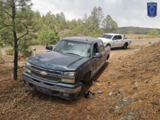 Recupera AEI Occidente pick up y automóvil sedán robados
