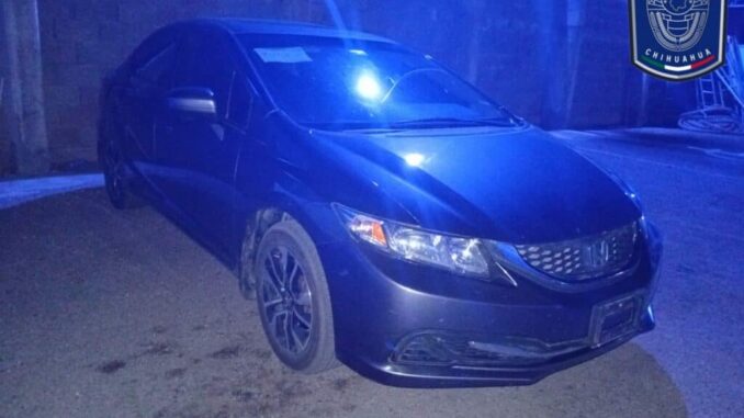 Detiene AEI a conductora de vehículo extranjero por irregularidades en la documentación