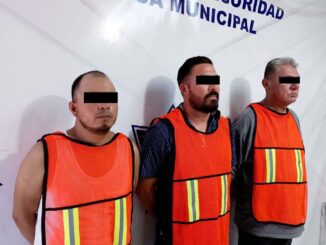 Sorprenden a tres hombres robando un transformador en el kilómetro 20