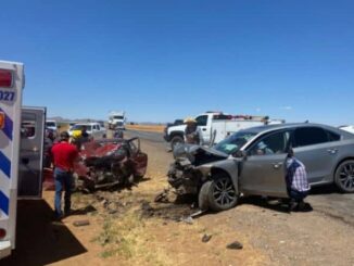 Choque frontal en carretera de Cuauhtémoc deja dos fallecidos