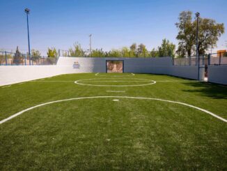 Entrega alcalde Bonilla cancha de fútbol con pasto sintético gracias al Presupuesto Participativo