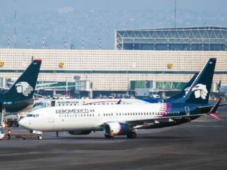 Aeroméxico ofrece cambio de vuelo gratis a pasajeros afectados por bloqueo de la CNTE en el AICM