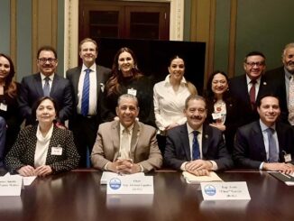 Senadores mexicanos dialogan con Caucus Hispano de EE.UU. sobre impuesto a remesas