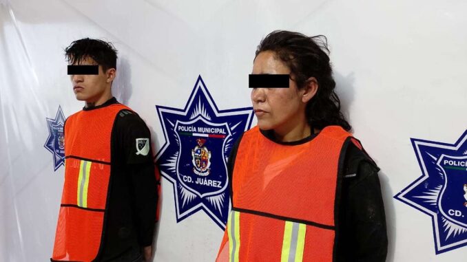 Arrestan a madre e hijo por robar con violencia un comercio