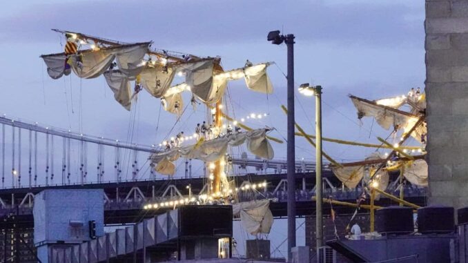 Sheinbaum ordena atender a cadetes heridos del buque escuela Cuauhtémoc tras choque en Nueva York