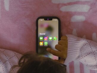 Congreso de Querétaro aprueba reforma para prohibir uso de celulares en escuelas